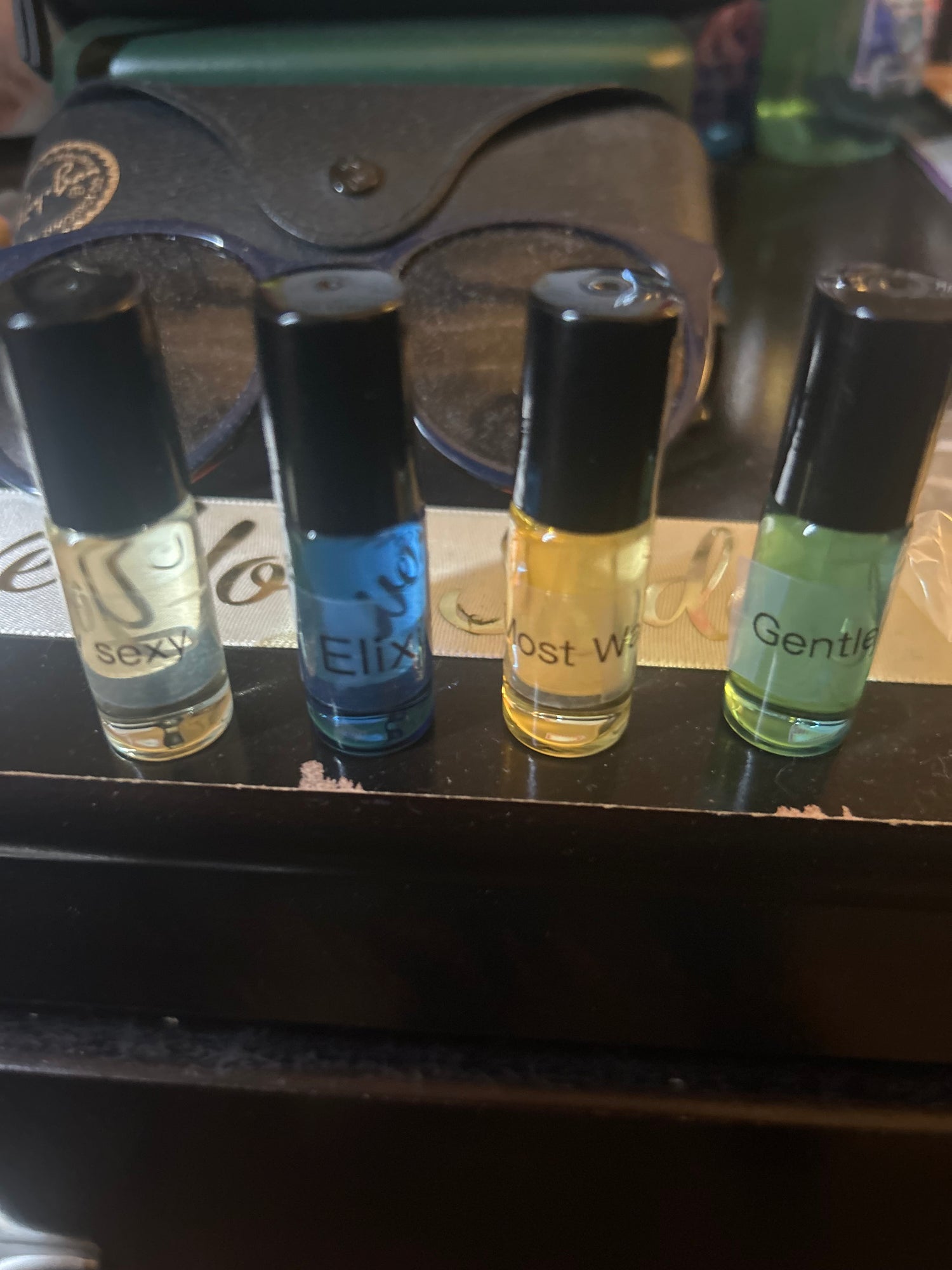 Women perfume oils